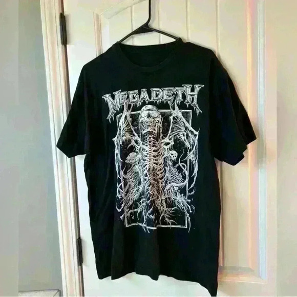 Megadeth T-shirt - Picture 2 of 4